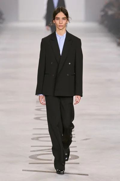 Look 2